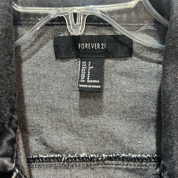 Forever 21 Black Denim Jacket - Picture 2 of 4